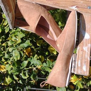 NEW Taryn Rose Felicity Pointy Toe Suede Leather Flat 6